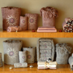 SERVIETTES ET ACCESSOIRES DE BAIN